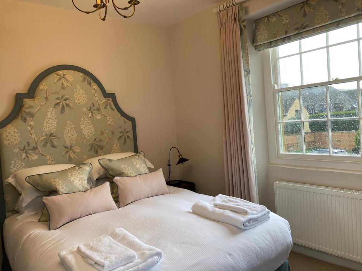 The Seagrave Arms Hotel Weston Subedge Bagian luar foto