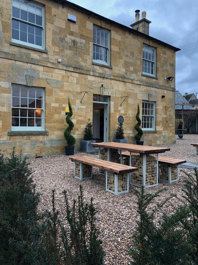 The Seagrave Arms Hotel Weston Subedge Bagian luar foto